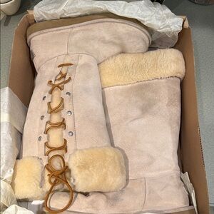 Ivory UGG Boots Sz 8